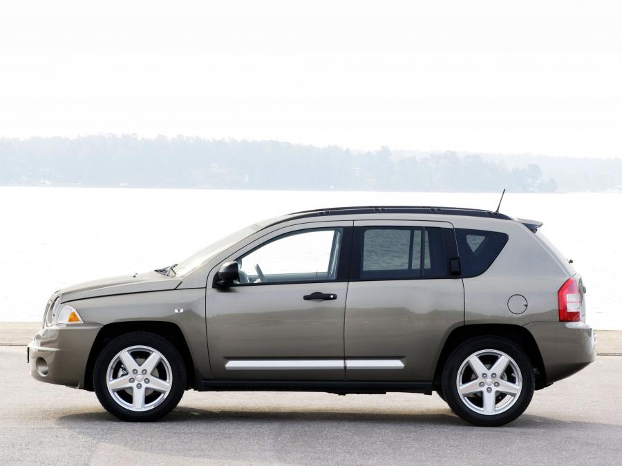  Jeep Compass 2006 года  (EU) (фото 9 из 18)